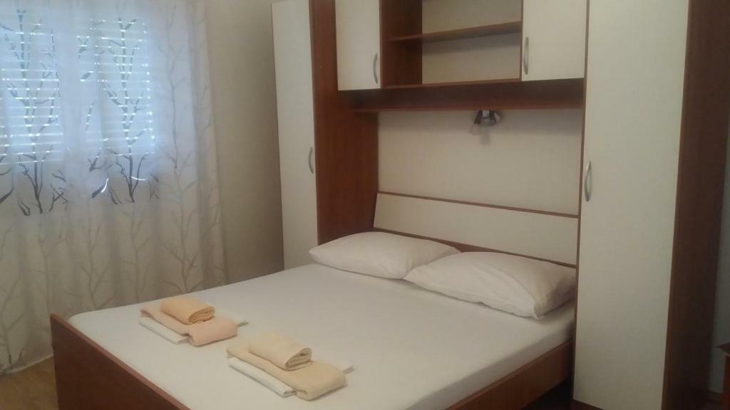 Apartments Jasminka Novi Vinodolski Bagian luar foto