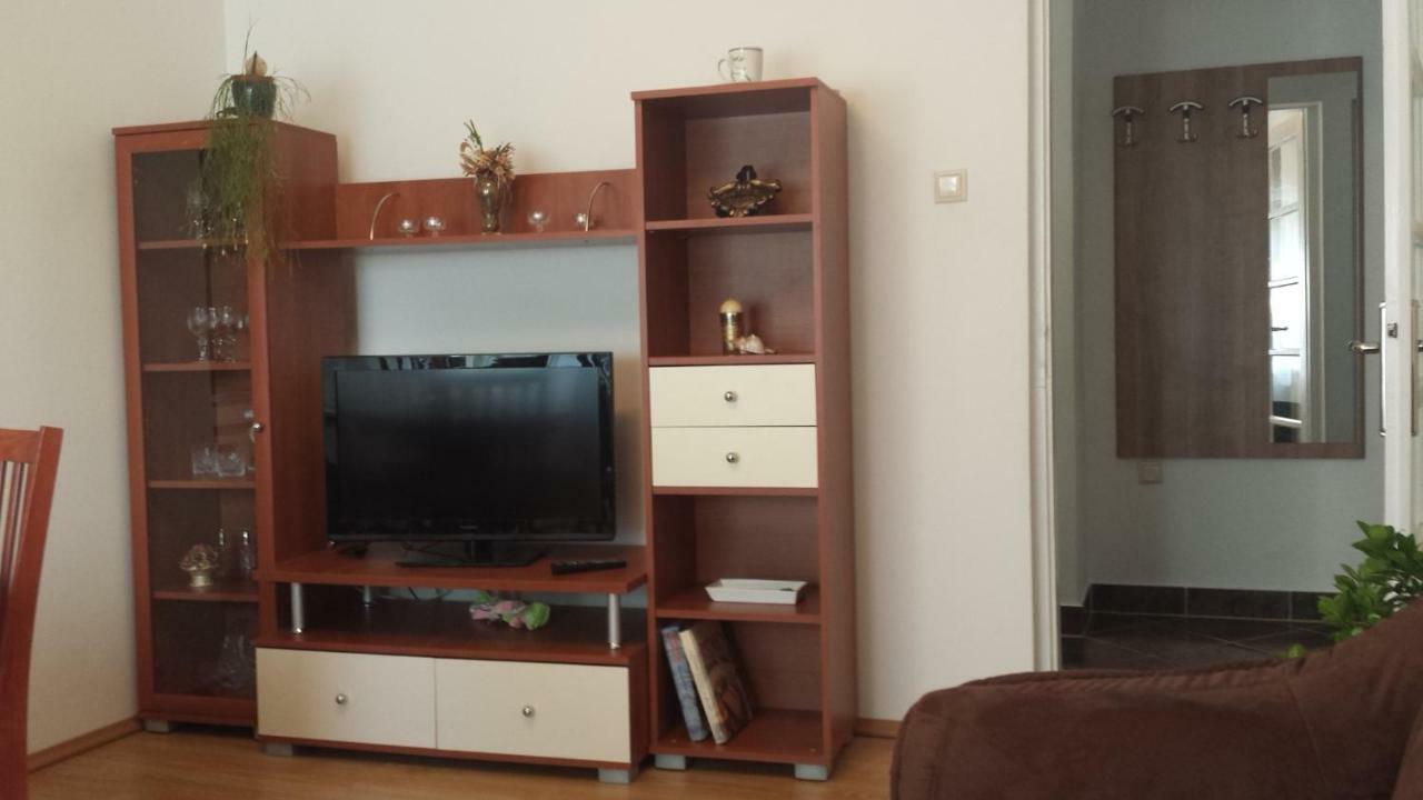 Apartments Jasminka Novi Vinodolski Bagian luar foto